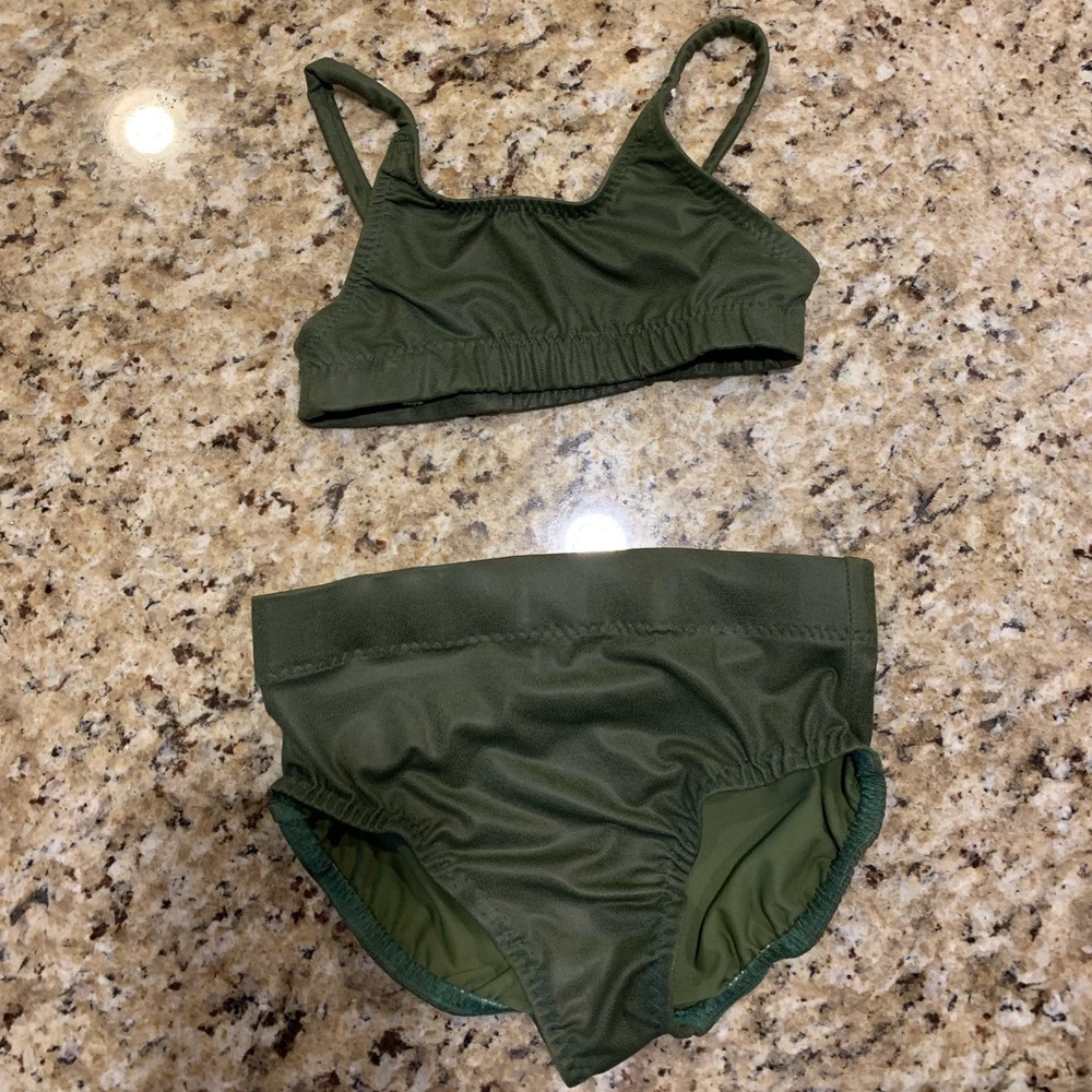 2 piece dance costume. Custom made 5 sets avail
